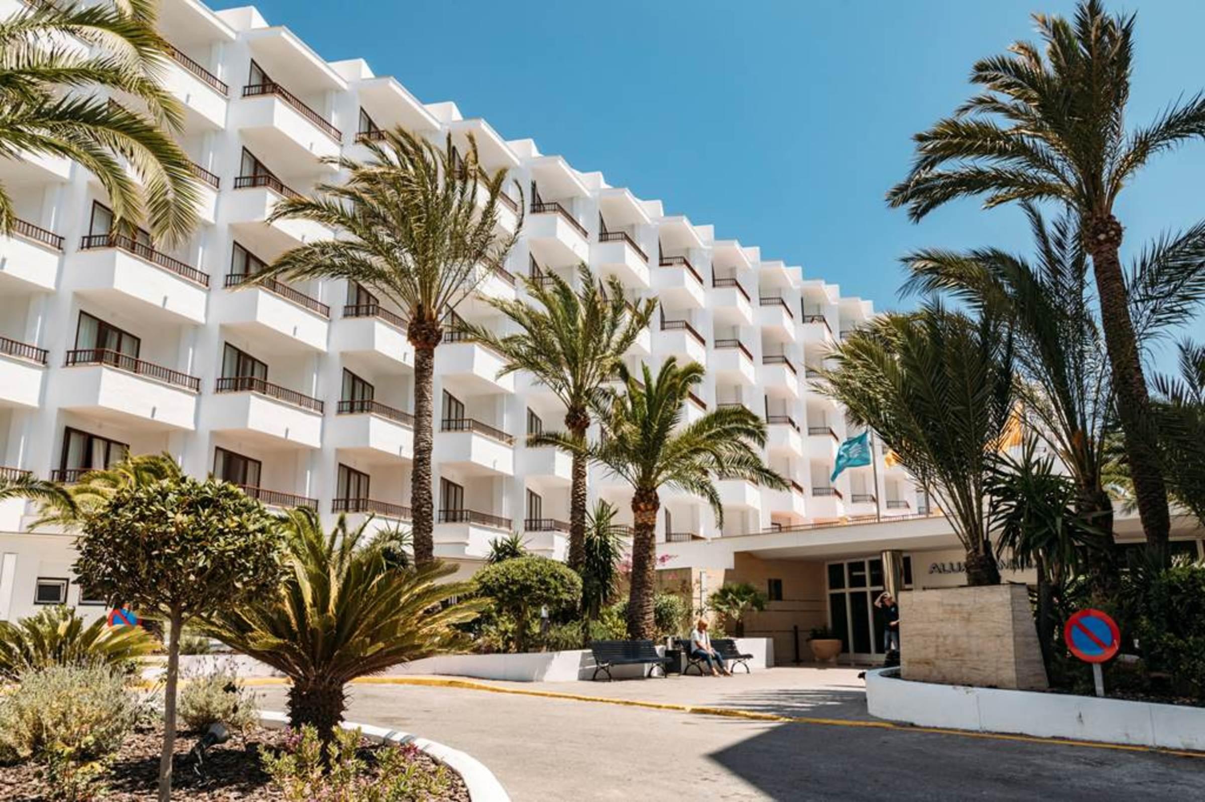 Leonardo Royal Hotel Ibiza Santa Eulalia Santa Eularia des Riu Exterior photo